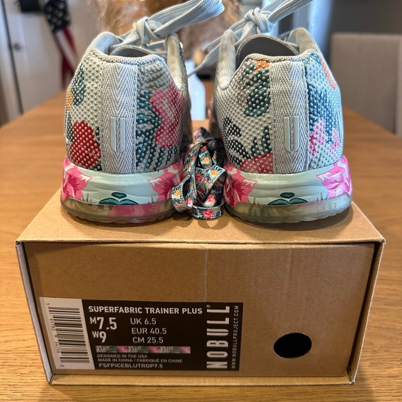 NoBULL Tropical Sky Trainer+ - Picture 6 of 6